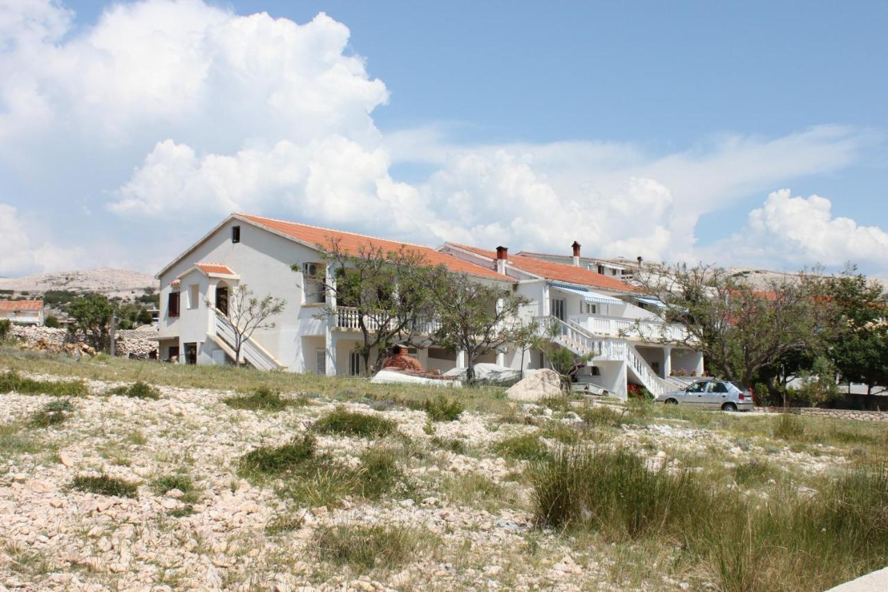 Apartments By The Sea Kustici, Pag - 6355 Ngoại thất bức ảnh