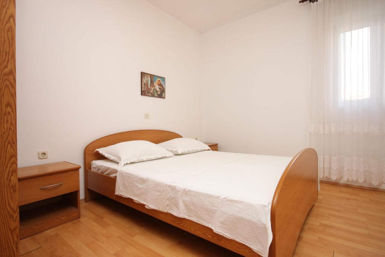 Apartments By The Sea Kustici, Pag - 6355 Ngoại thất bức ảnh