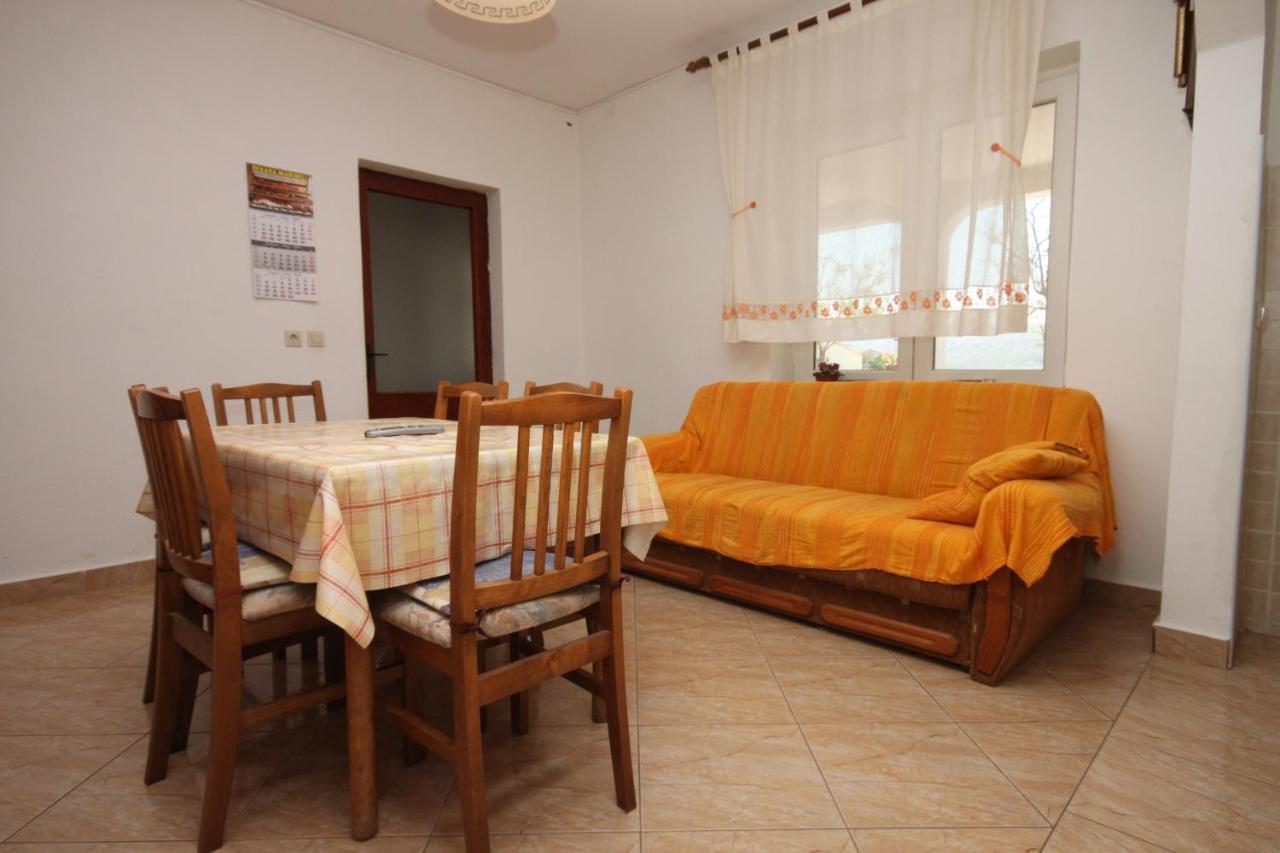 Apartments By The Sea Kustici, Pag - 6355 Ngoại thất bức ảnh